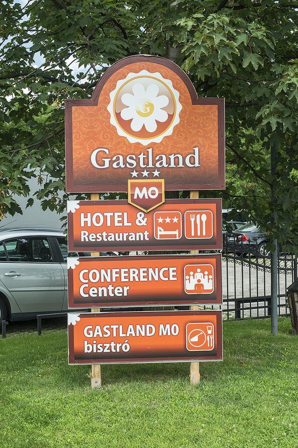 Gastland M0 Hotel & Conference Center Szigetszentmiklos Exterior photo